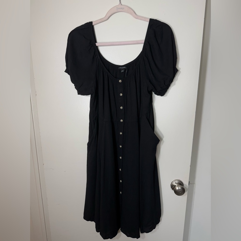 Torrid Black Puff-Sleeve Button-Front Midi Dress